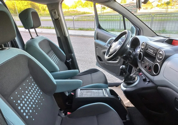 Citroen Berlingo cena 26900 przebieg: 220000, rok produkcji 2012 z Zamość małe 742